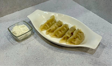 Гёдза отварная с курицей